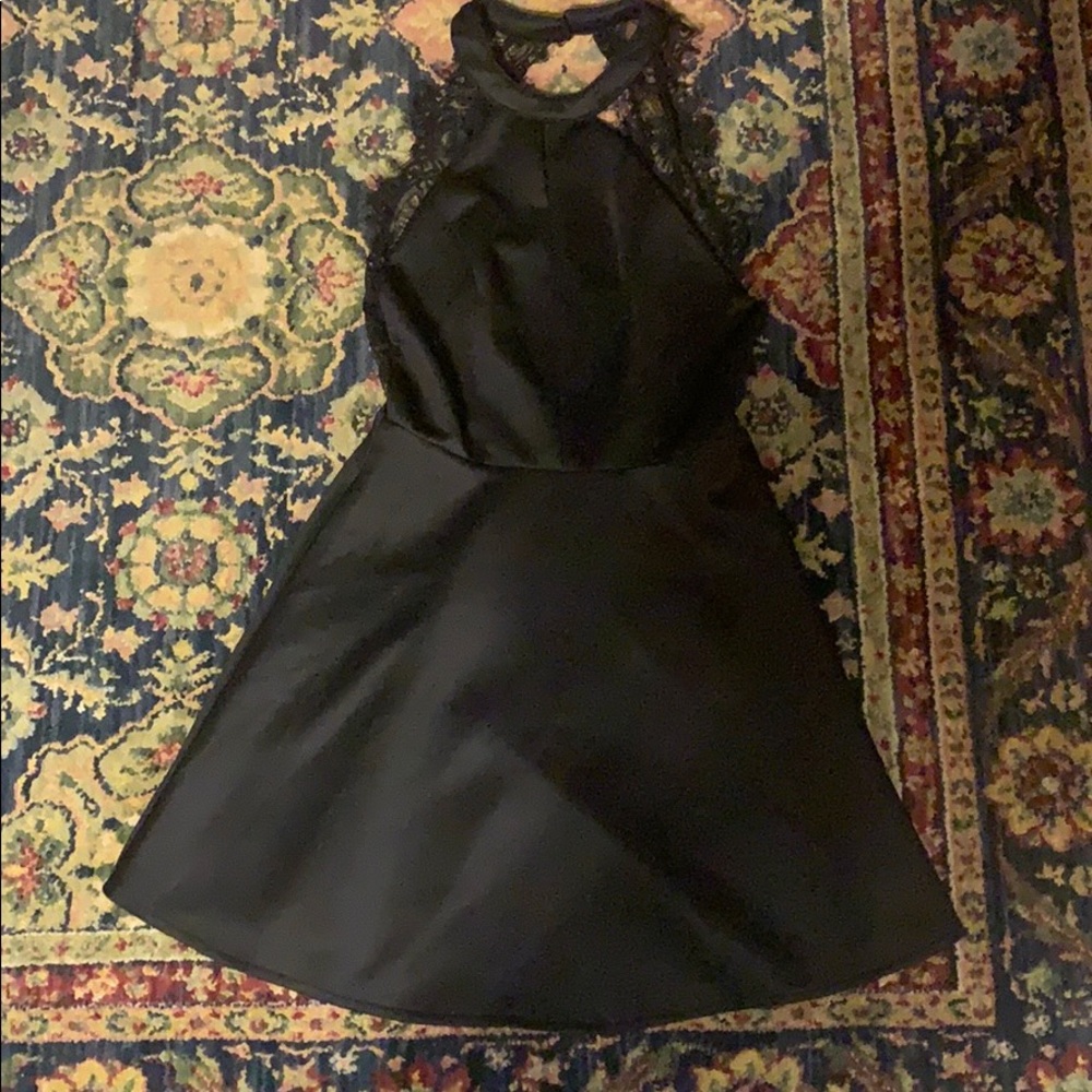 NWOT lace back black dress